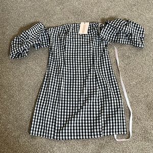 MISGUIDED Women’s Black/Gray/White Gingham Print Off The Shoulder Mini Dress 6